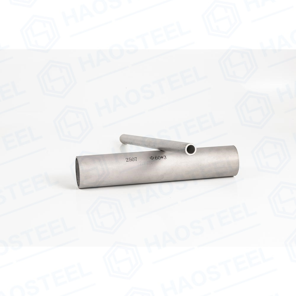 Rust removal method for thick wall stainless steel pipe